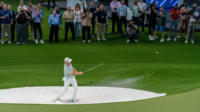 英超比赛中 英超比赛中